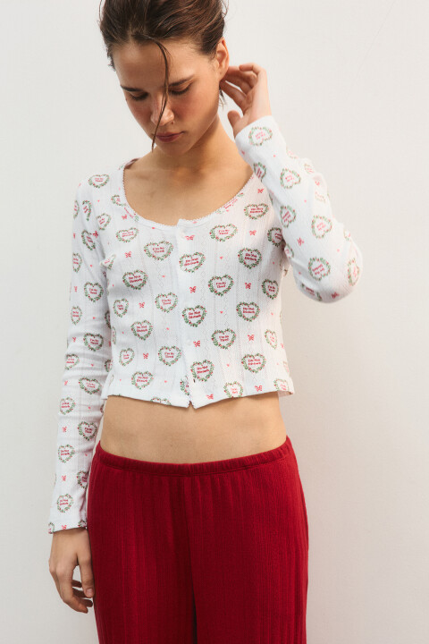 Джемпер домашний на пуговицах