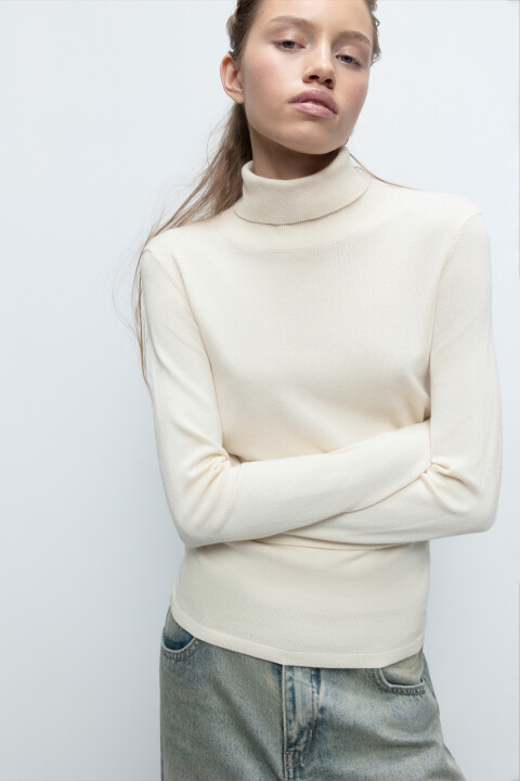 

Водолазка MONIKA вискозная тонкой вязки, Бежевый, Водолазка MONIKA вискозная тонкой вязки