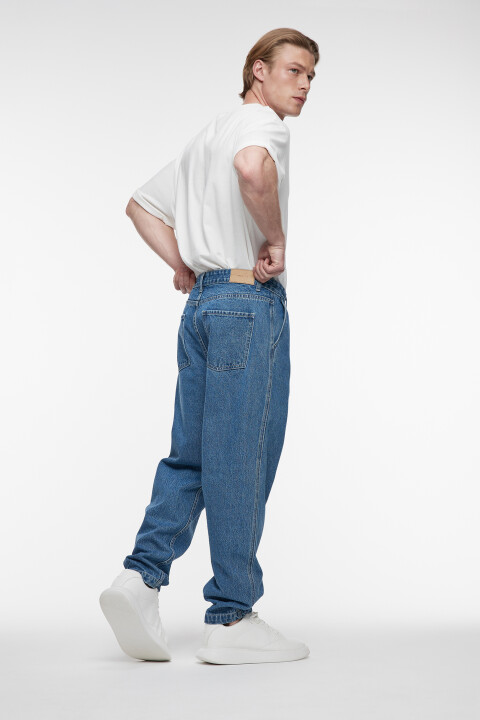 

Джинсы ManBalloon широкие со сборками на поясе, Голубой, Джинсы ManBalloon широкие со сборками на поясе