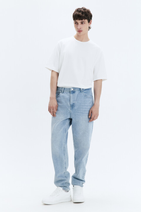 джинсы мужские befree Джинсы tapered fit зауженные со средней посадкой