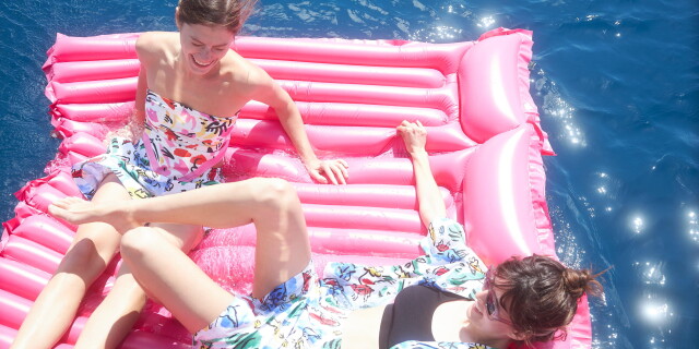 ВАРЯ ЧЕЛЬЦОВА