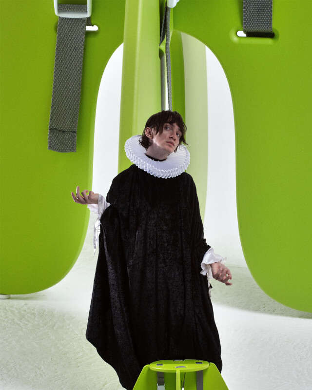 Vertushka. Chair times | Время стульев - CO:CREATE 3