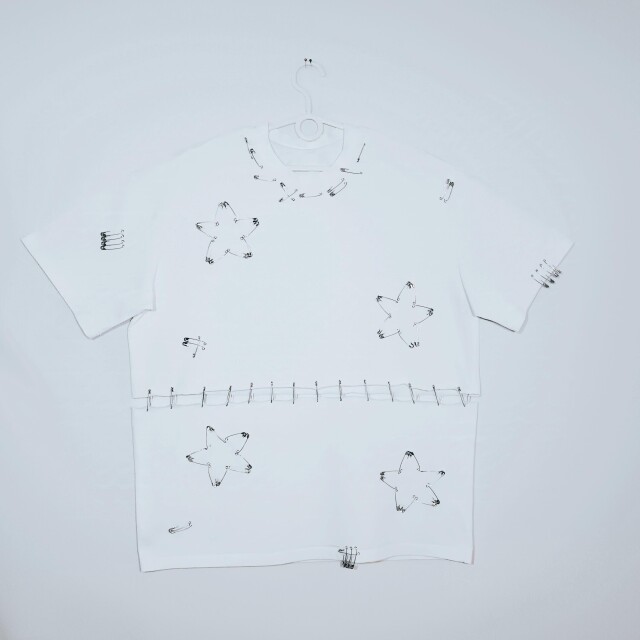 Футболка в булавках - CO:CREATE 1