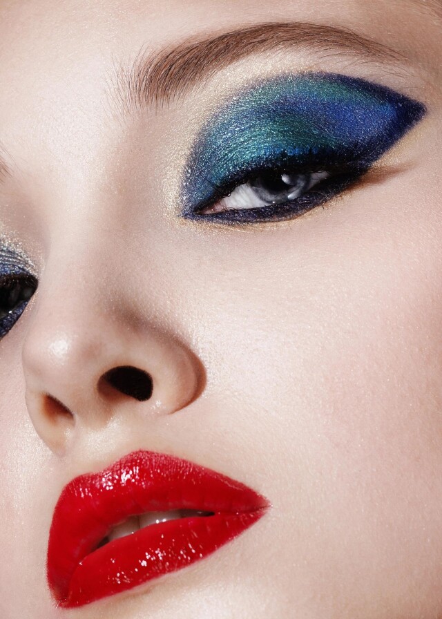 Red lips - CO:CREATE