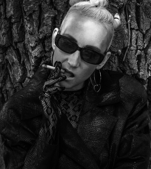 Нэнси ... без Сида - CO:CREATE