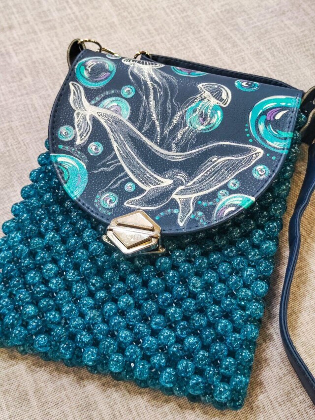 Морская сумка-карман из бусин - CO:CREATE 2