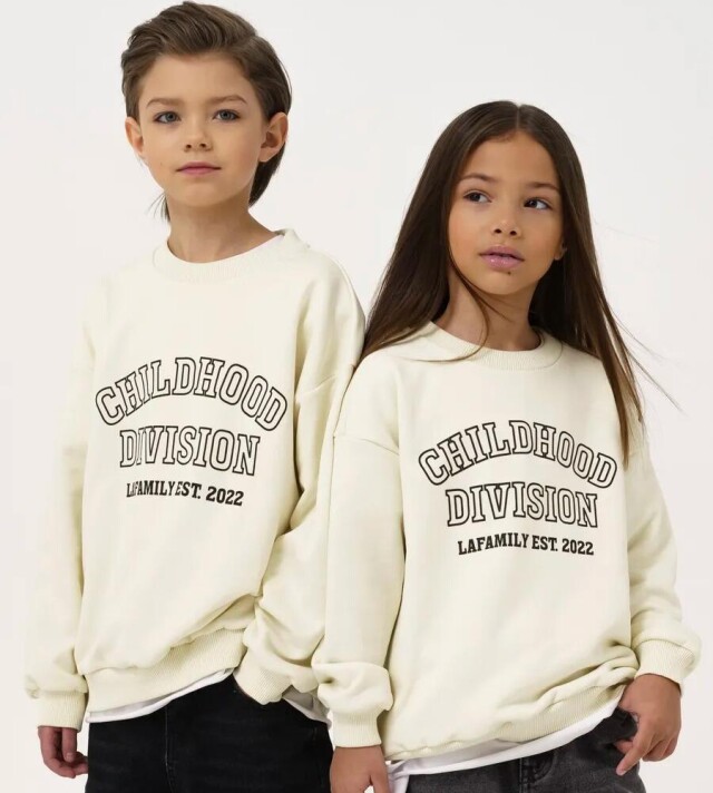 Надпись на толстовку для бренда LAFAMILY - CO:CREATE