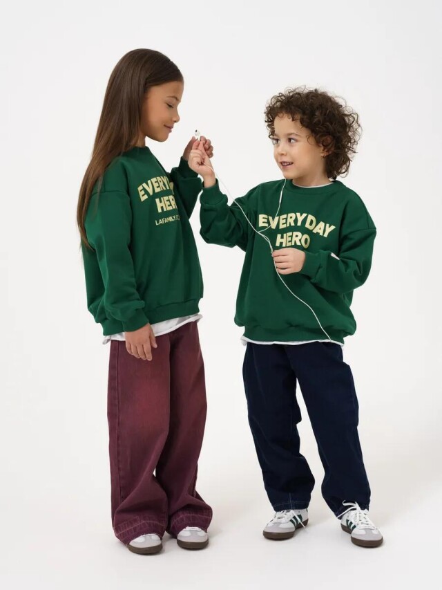 Надпись на толстовку для бренда LAFAMILY - CO:CREATE 6