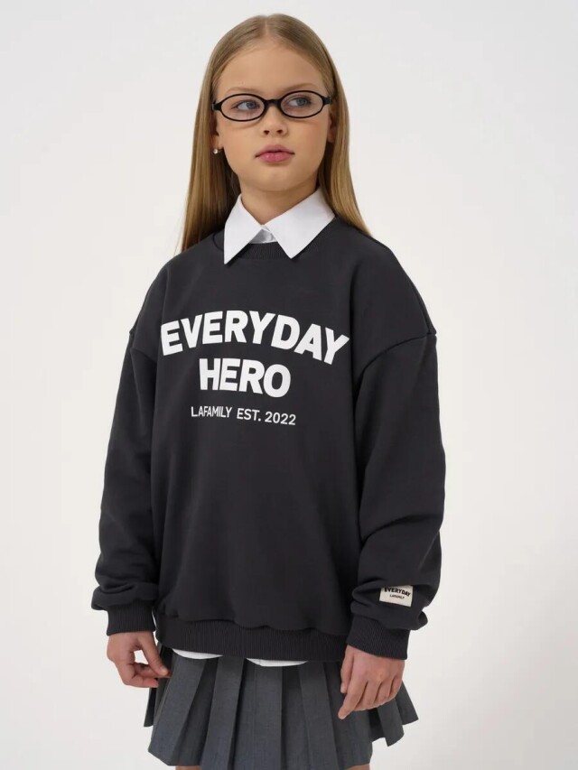 Надпись на толстовку для бренда LAFAMILY - CO:CREATE 5