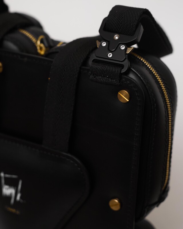 Mr. Pipeline Bag black - CO:CREATE 6