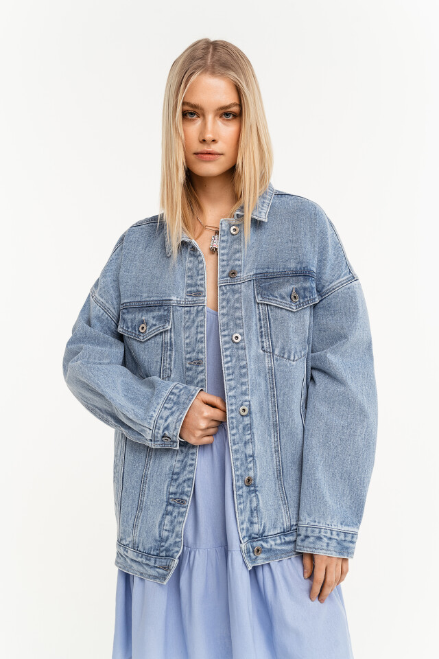 куртка джинсовая oversize с принтом на спине - цвет голубой - 2