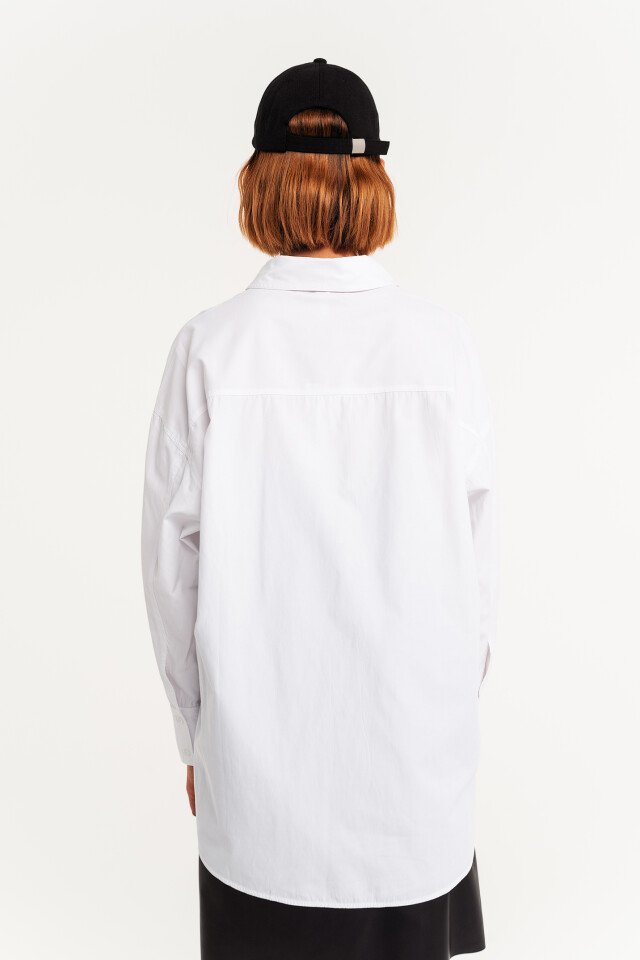 рубашка oversize с удлиненной спинкой - цвет белый - 4