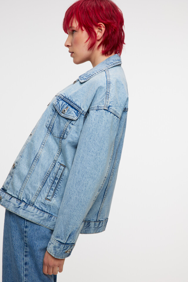 Куртка джинсовая oversize - цвет голубой - 8