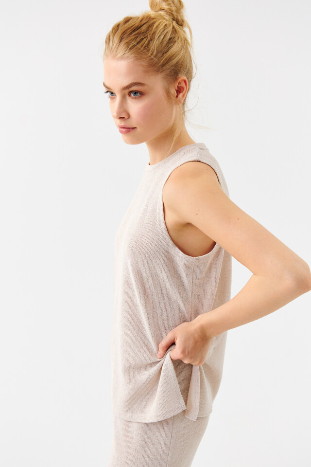 Майка oversize тонкой вязки - цвет бежевый - 7