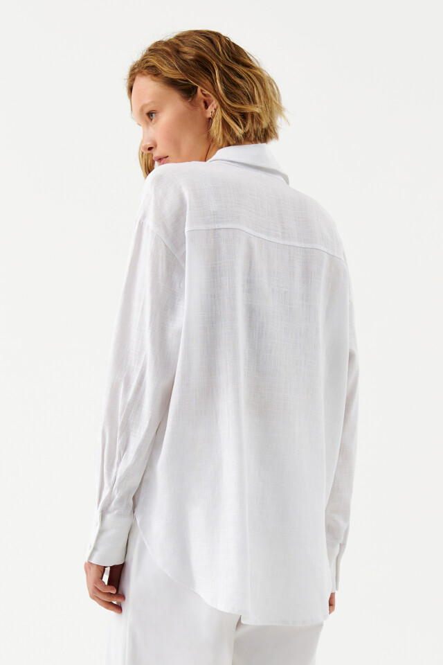 Рубашка oversize из вискозы - цвет белый - 2