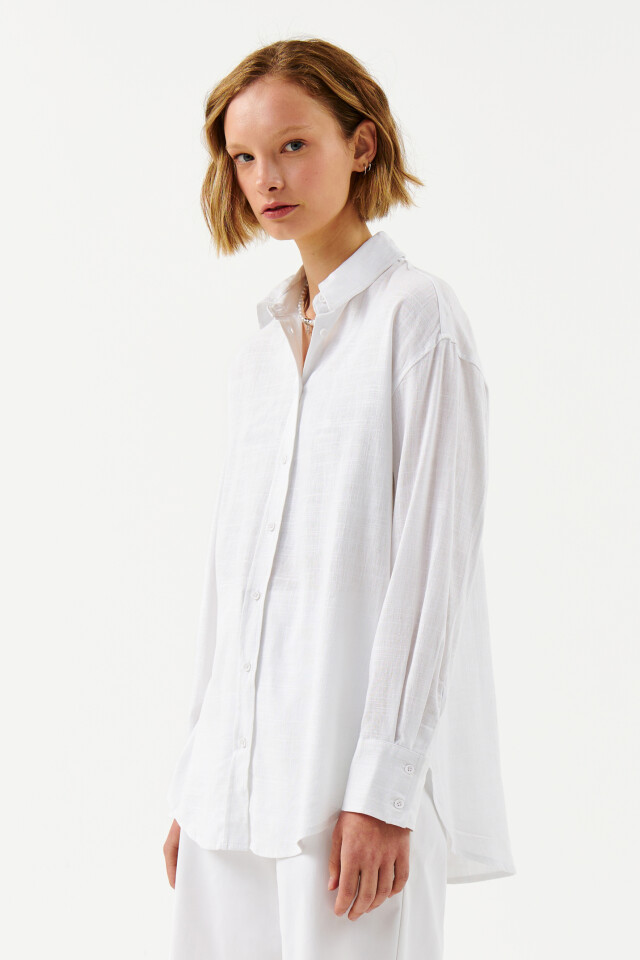 Рубашка oversize из вискозы - цвет белый - 3