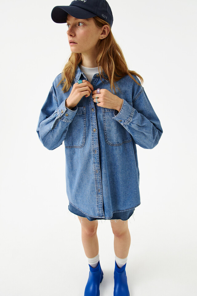 Рубашка джинсовая oversize - цвет голубой - 7