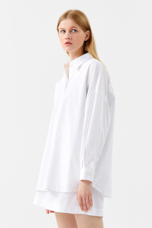 Рубашка хлопковая oversize с принтом - цвет белый - 2
