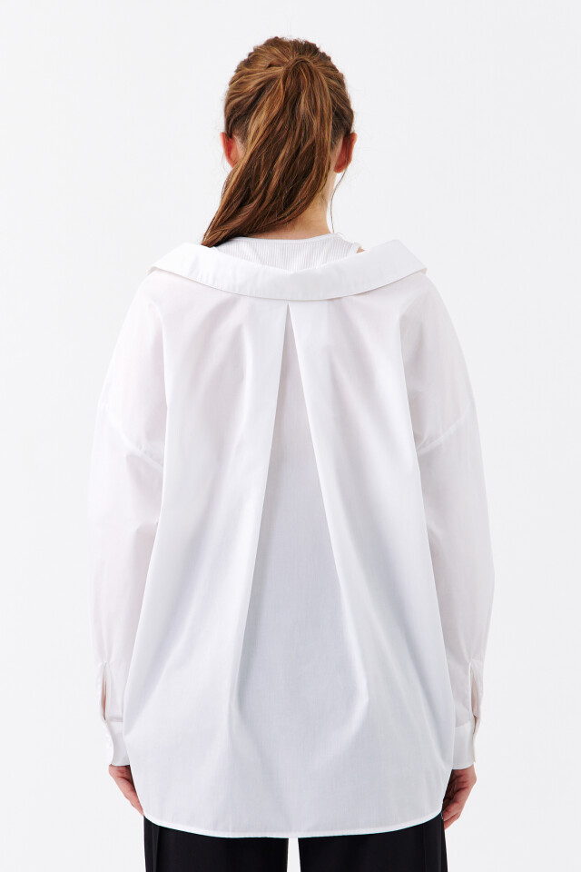 Рубашка oversize с вшитой майкой - цвет белый - 3