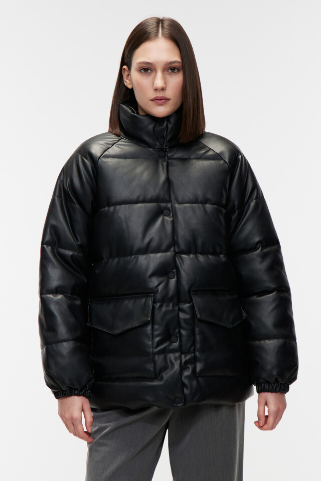 Пуховик oversize из искусственной кожи - цвет черный - 1
