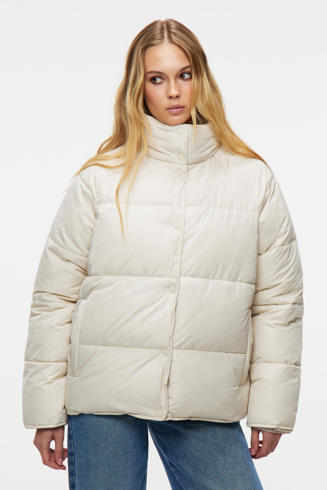 Куртка oversize стеганая с воротником-стойкой - цвет молочный - 1