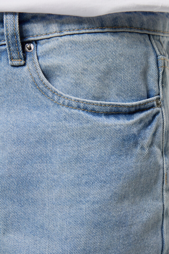 Джинсы tapered зауженные базовые - цвет голубой - 6