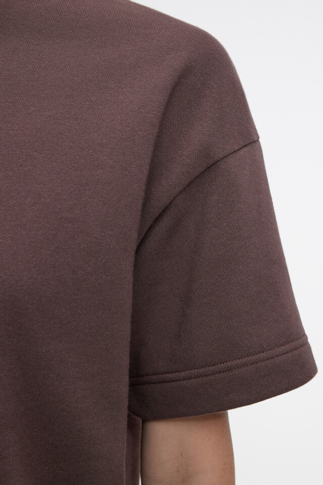 Футболка oversize короткая хлопковая из футера - цвет коричневый - 5