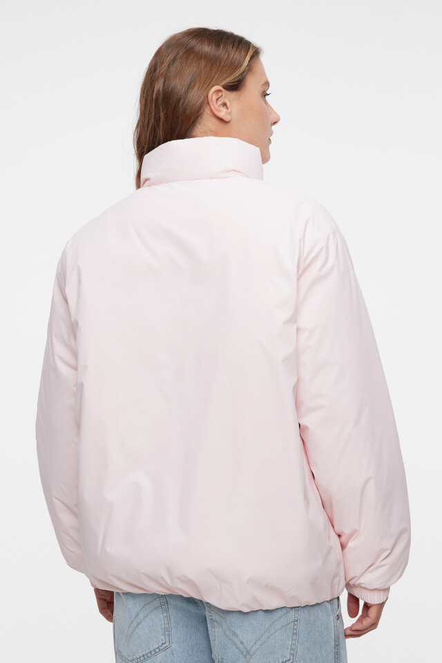 Куртка oversize утепленная с воротником-стойкой - цвет розовый - 4