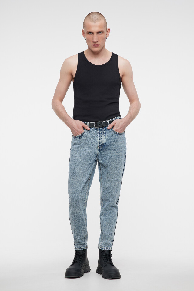 Джинсы slim fit укороченные со средней посадкой - цвет голубой - 4