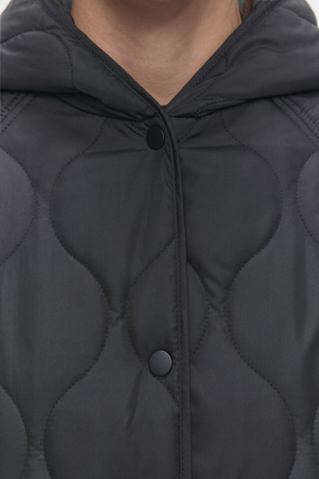 Пальто oversize стеганое с капюшоном и разрезами - цвет черный - 5