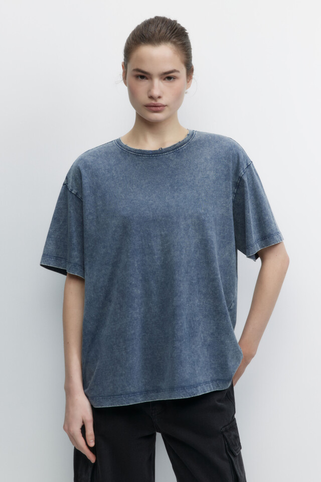 Футболка oversize рваная с вареным эффектом - цвет синий - 3