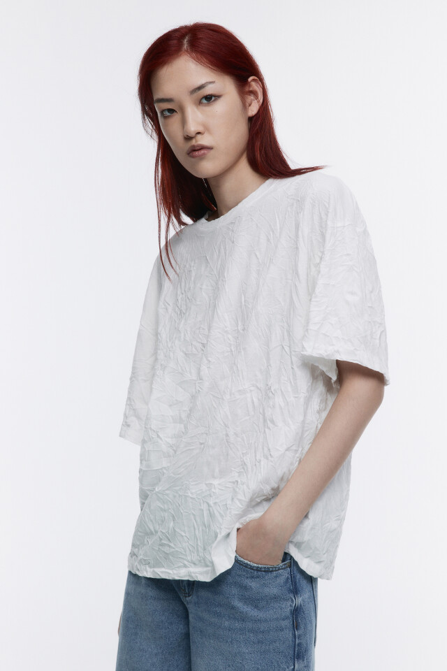 Футболка oversize с жатым эффектом - цвет белый - 4