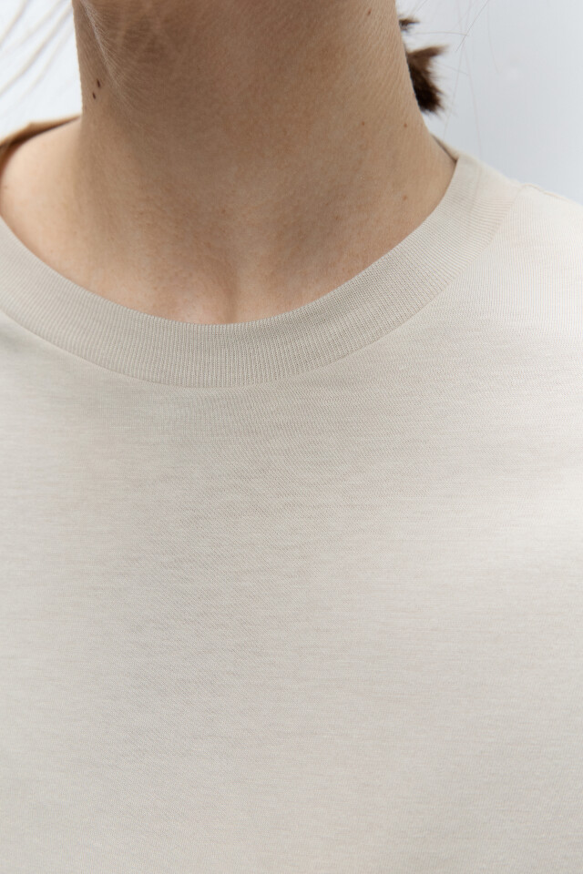 Футболка oversize с нагрудным карманом - цвет бежевый - 7