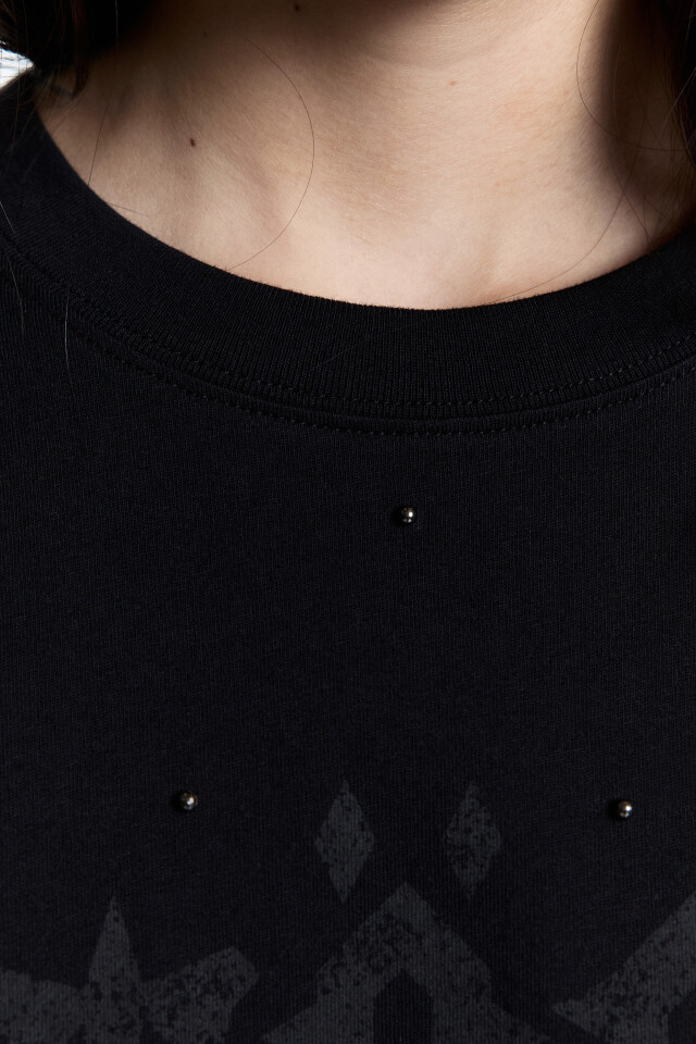 Футболка oversize с заклепками и надписью - цвет черный - 6