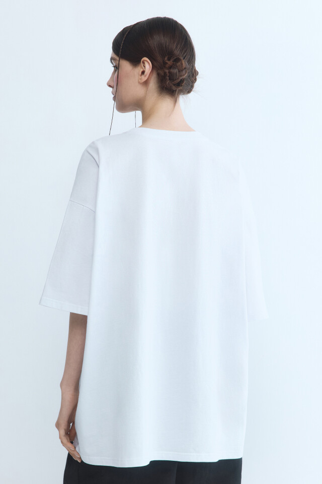 Футболка oversize с принтом в стиле нулевых - цвет белый - 4