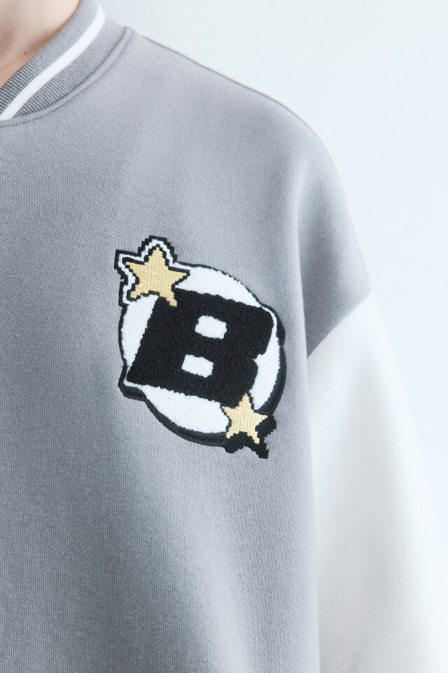 Толстовка-бомбер oversize с патчами - цвет серый - 6