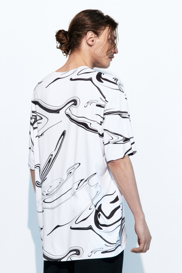 Футболка oversize спортивная с принтом - цвет белый - 4