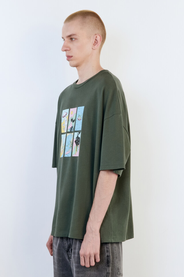 Футболка oversize с принтом-комиксом - цвет зеленый - 3
