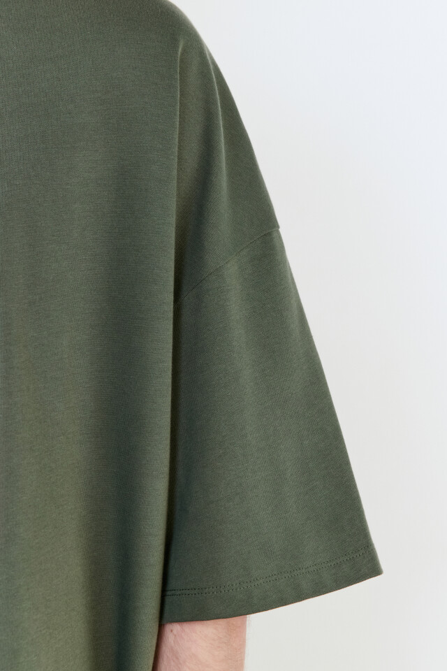 Футболка oversize с принтом-комиксом - цвет зеленый - 7