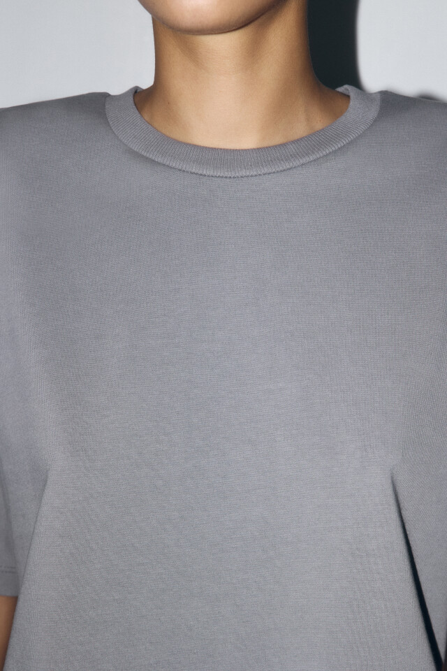 Футболка oversize из плотного трикотажа - цвет серый - 7