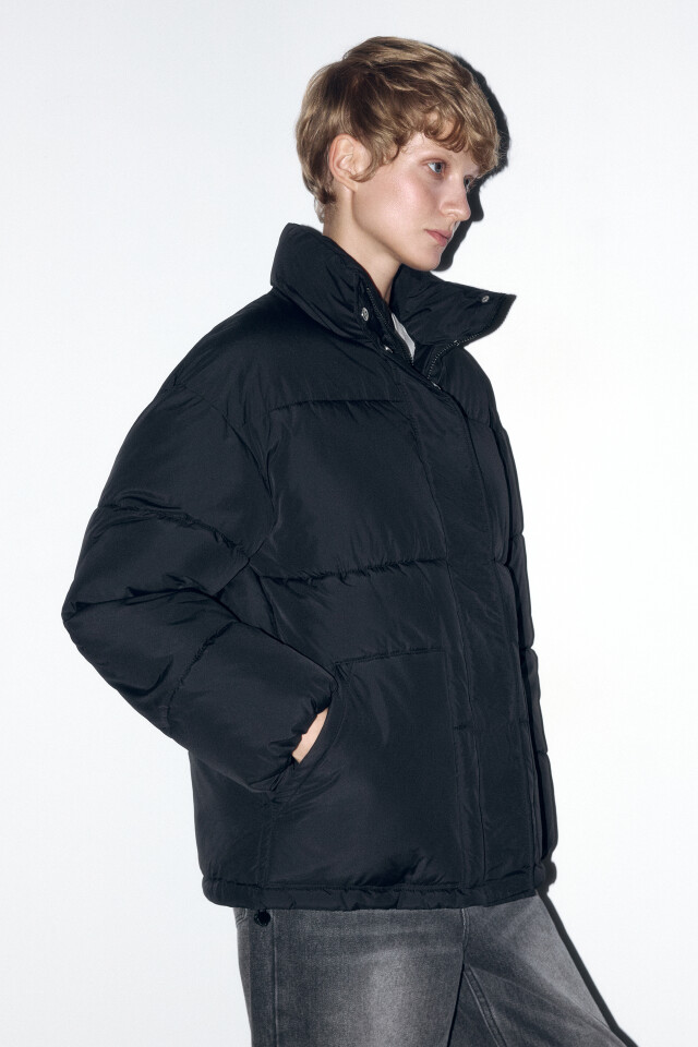 Куртка oversize стеганая с воротником-стойкой - цвет черный - 3