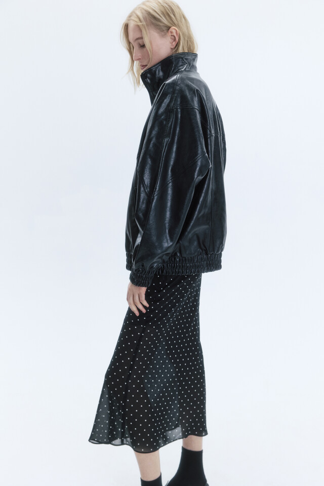 Куртка-олимпийка oversize из искусственной кожи - цвет черный - 5