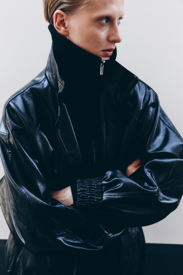 Куртка-олимпийка oversize из искусственной кожи - цвет черный - 12
