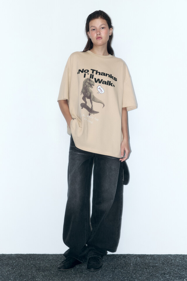 Футболка oversize с принтом и надписями - цвет бежевый - 5