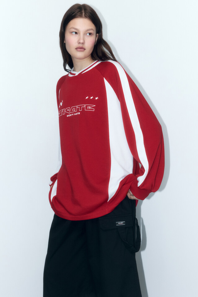 Лонгслив oversize в спортивном стиле - цвет красный - 1