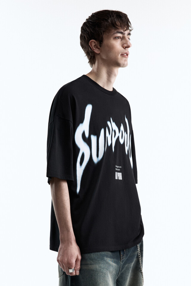 Футболка oversize с принтом в стиле гранж - цвет черный - 3