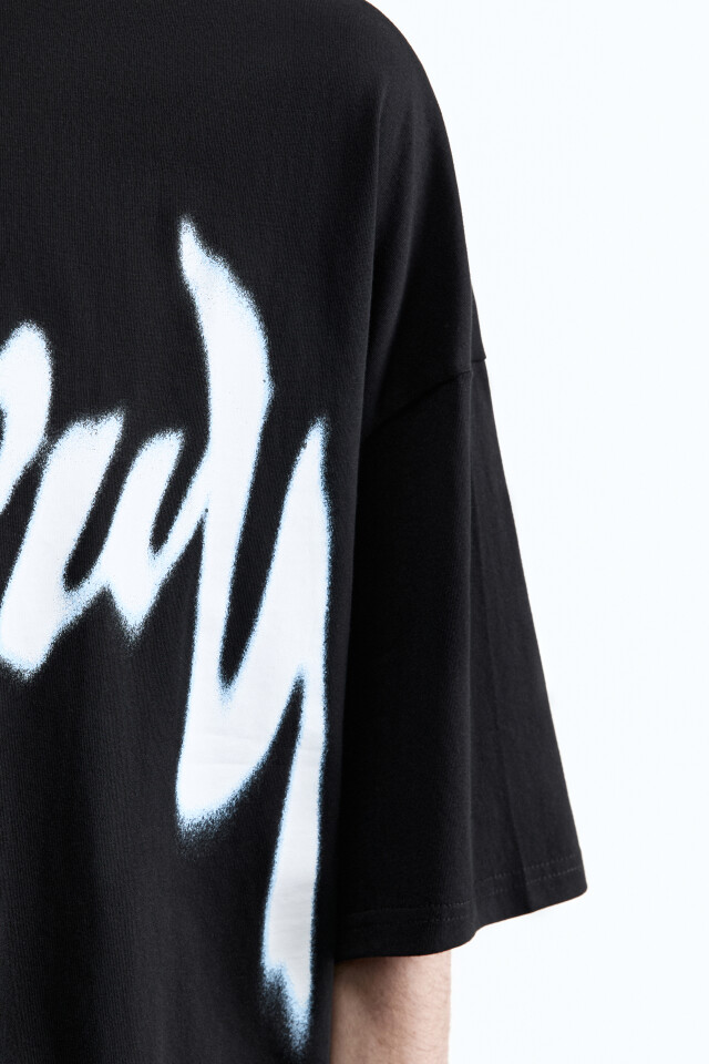 Футболка oversize с принтом в стиле гранж - цвет черный - 7