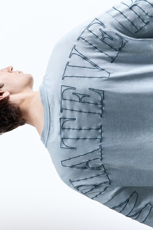 Футболка oversize с вареным эффектом и принтом - цвет мятный - 8