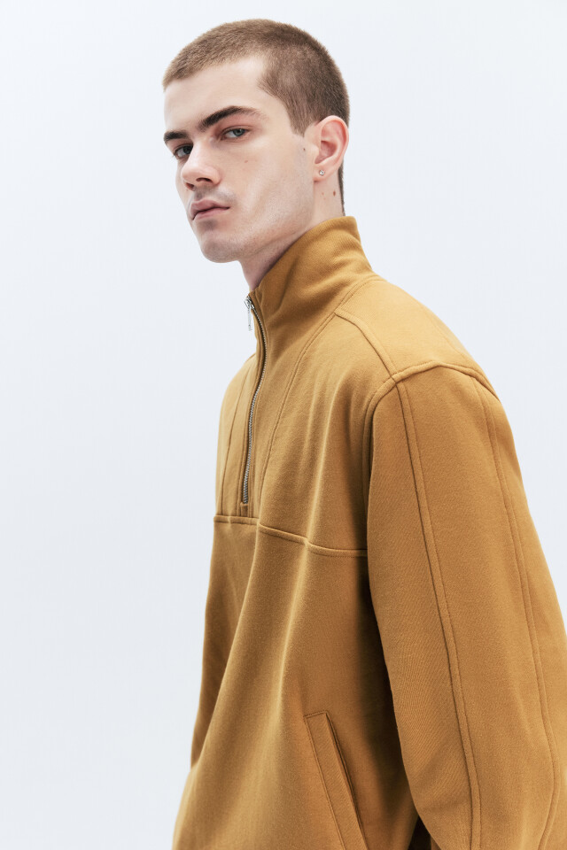 Толстовка oversize с воротником-стойкой на молнии - цвет коричневый - 2