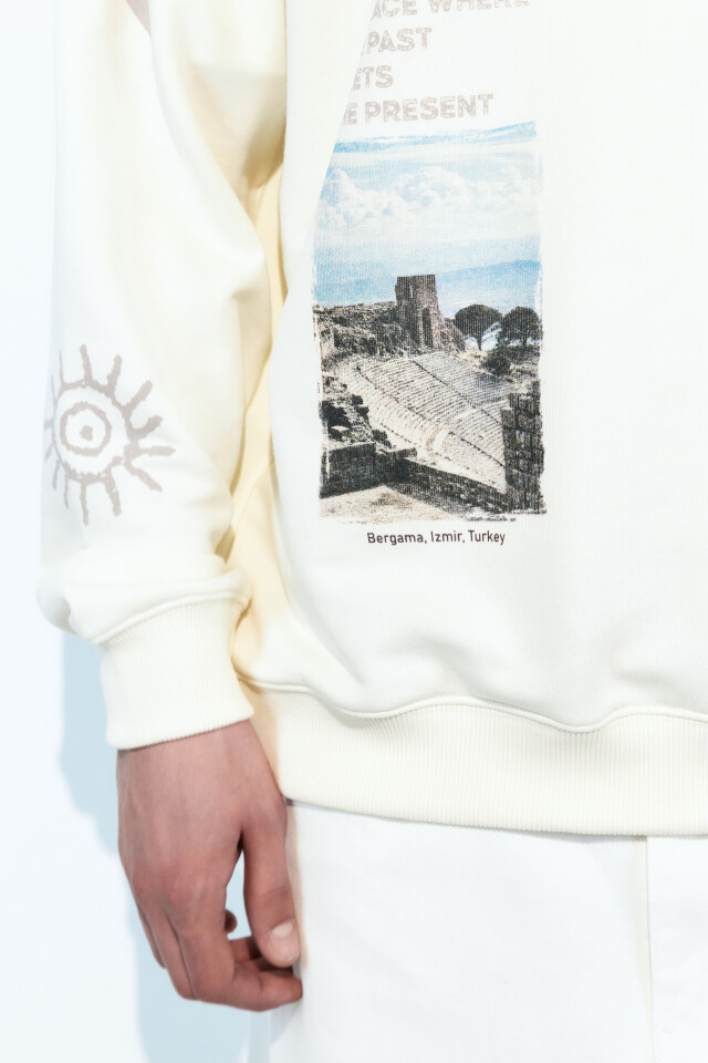 Свитшот oversize из футера с принтом - цвет белый - 7